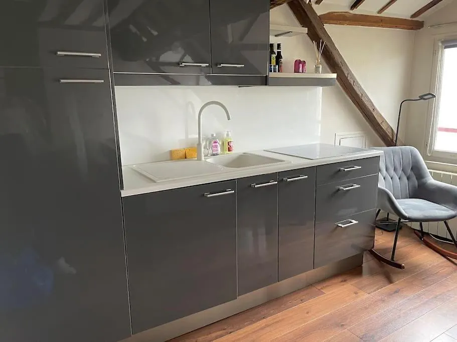 Apartment Au Coeur De 8e Paris
