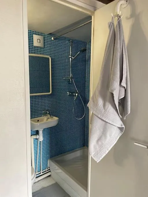 Apartament Au Coeur De 8e